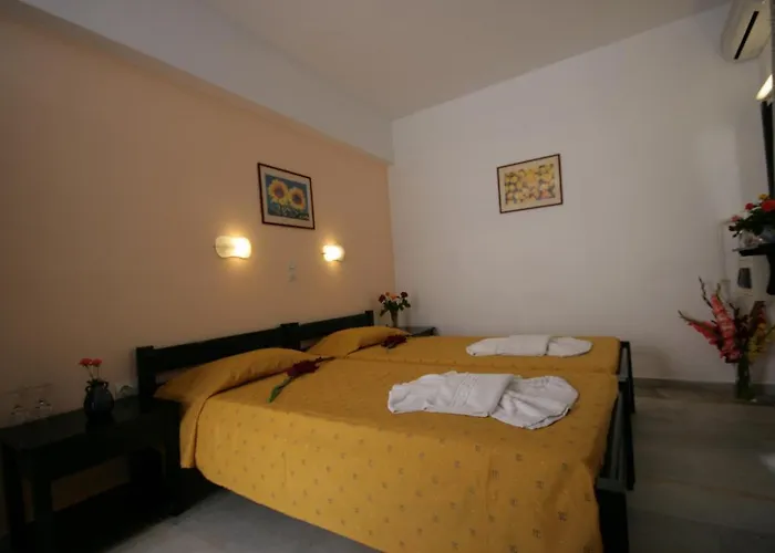 Sunny Aparthotel Naxos City