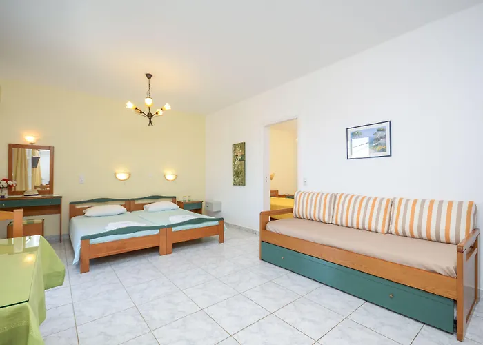 Sunny Aparthotel Naxos City